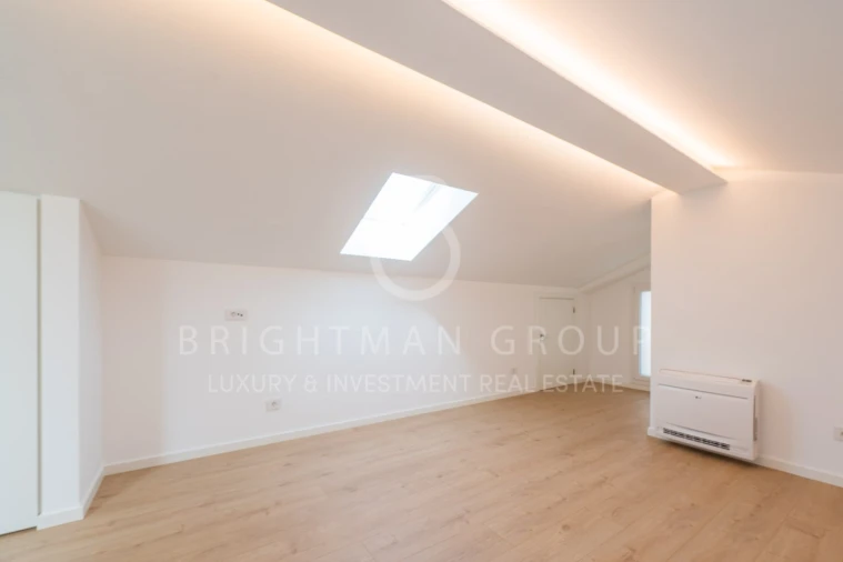 Apartamento T3 para Venda em Carcavelos e Parede Foto 23