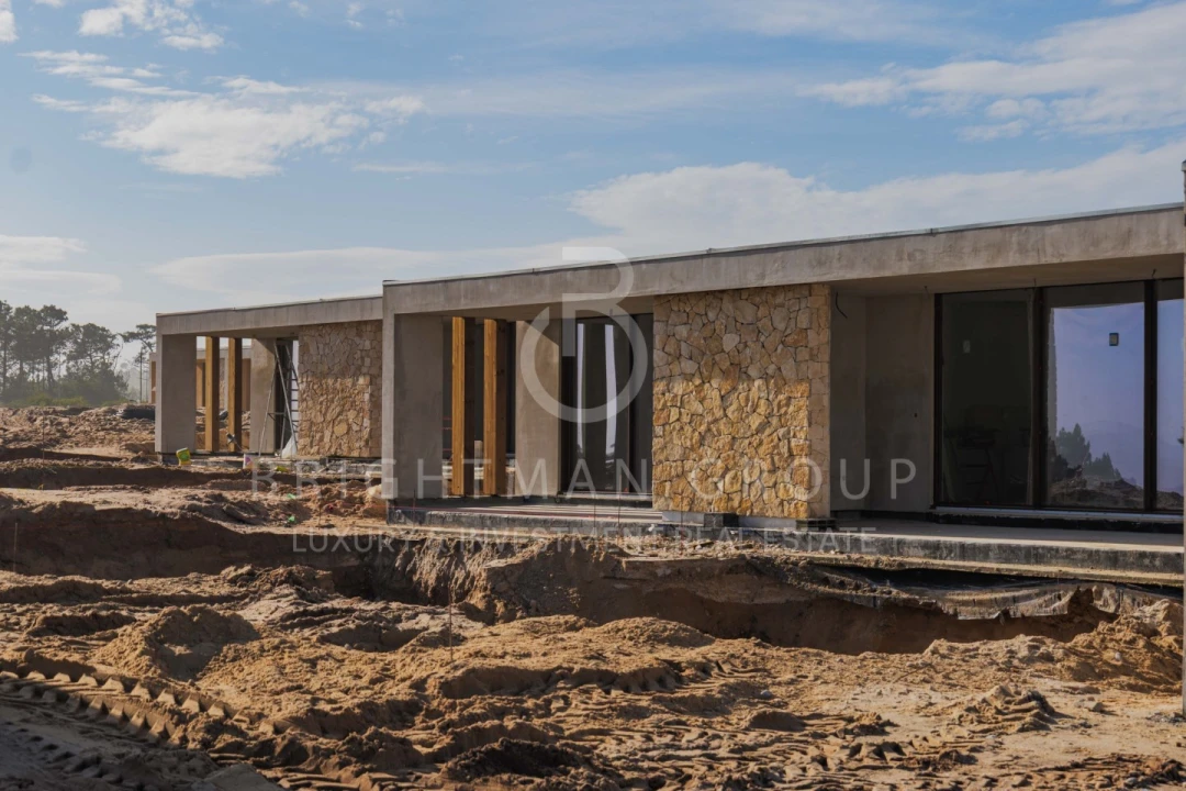 Moradia T2 para Venda em Vau Foto 6