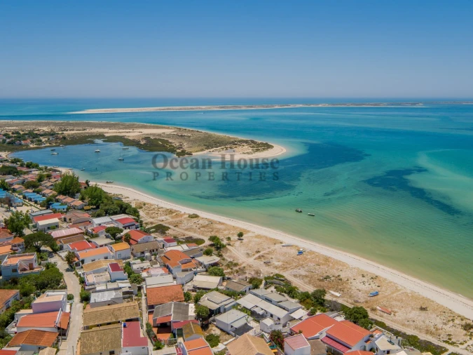 Terreno para Venda em Quelfes Foto 8