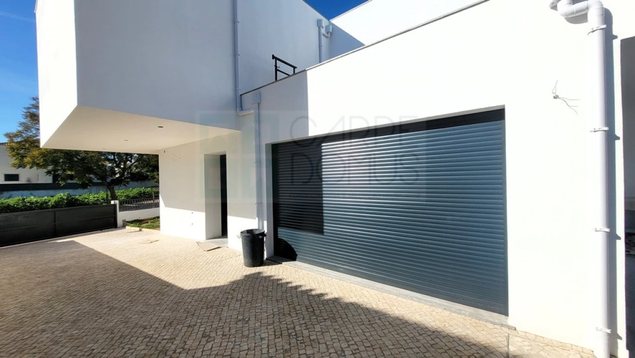 Moradia T4 para Venda em Tavira (Santa Maria e Santiago) Foto 28