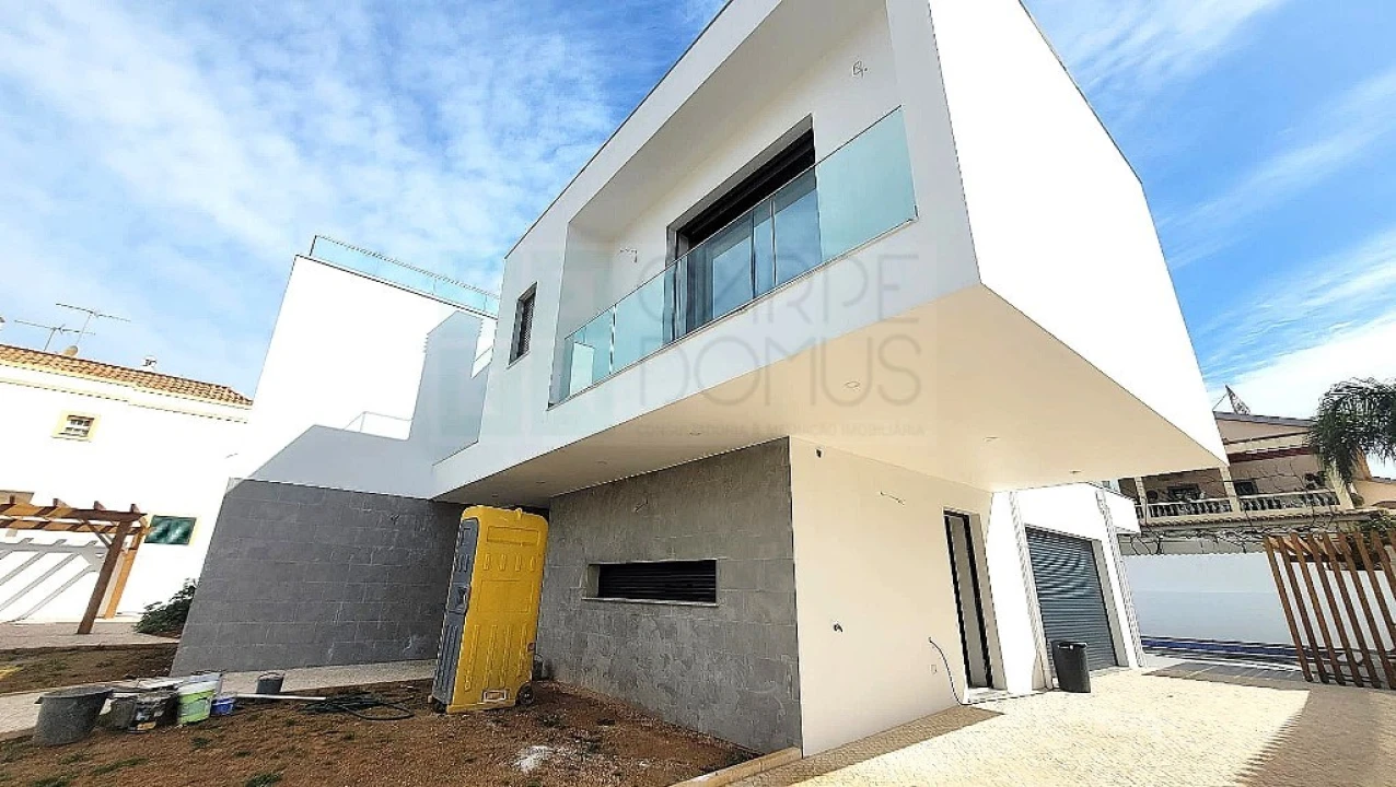 Moradia T4 para Venda em Tavira (Santa Maria e Santiago) Foto 14