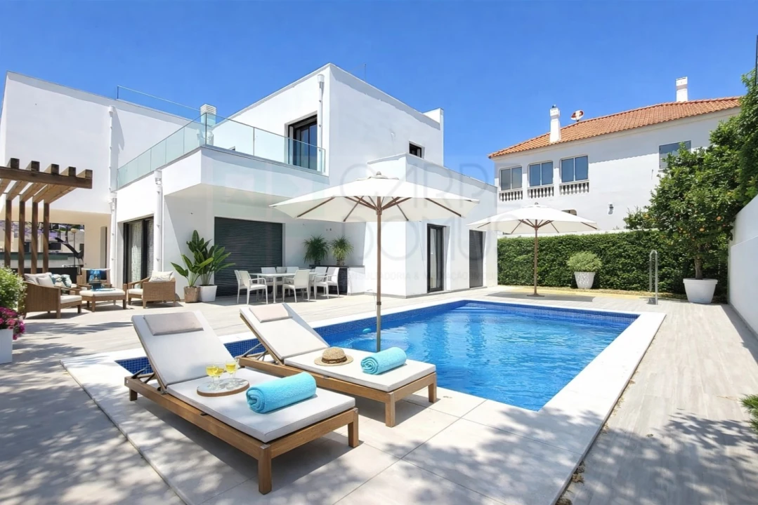 Moradia T4 para Venda em Tavira (Santa Maria e Santiago) Foto 4