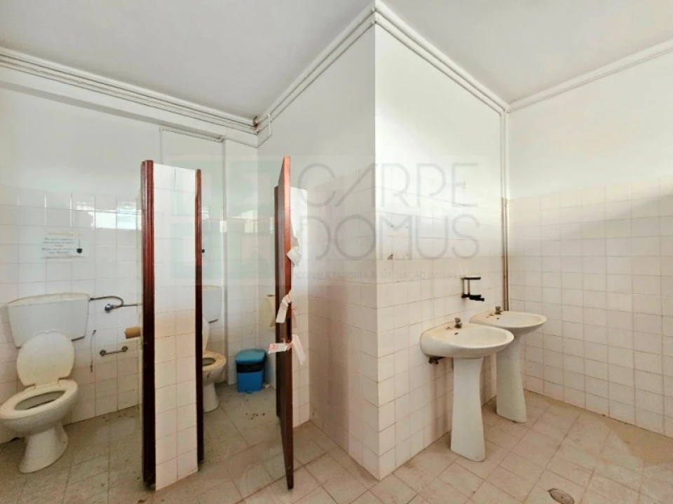 Armazém para Venda em Torres Novas (Santa Maria, Salvador e Santiago) Foto 17