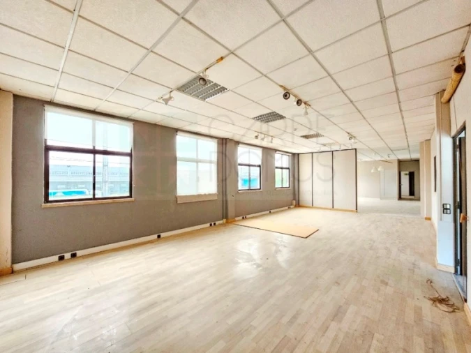 Armazém para Venda em Torres Novas (Santa Maria, Salvador e Santiago) Foto 42