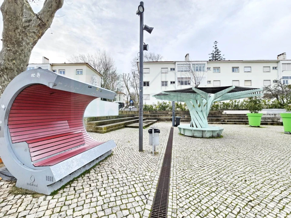 Apartamento T3 para Venda em Carcavelos e Parede Foto 50