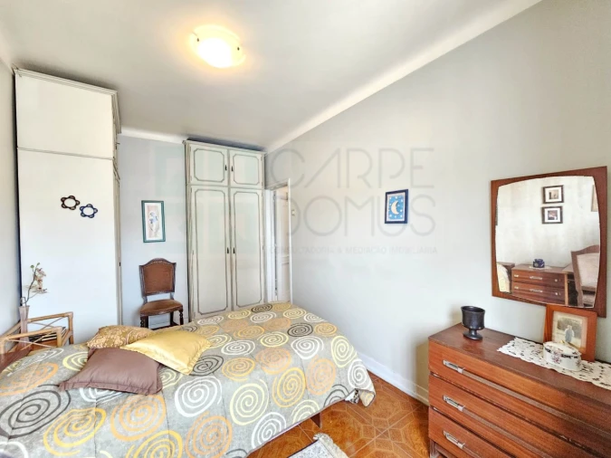 Apartamento T3 para Venda em Carcavelos e Parede Foto 26