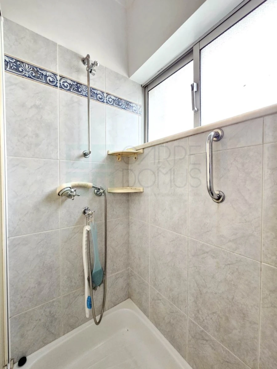 Apartamento T3 para Venda em Carcavelos e Parede Foto 32