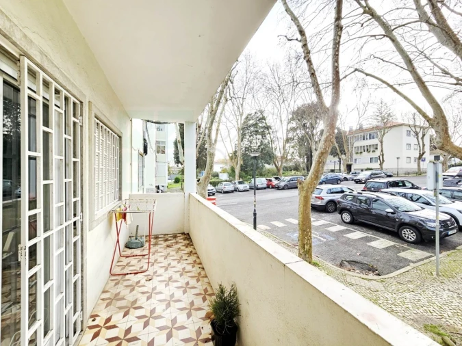 Apartamento T3 para Venda em Carcavelos e Parede Foto 14