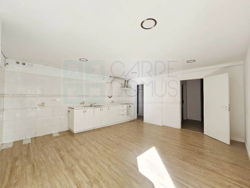 Apartamento T3 para Venda em Ramada e Caneças Foto 29