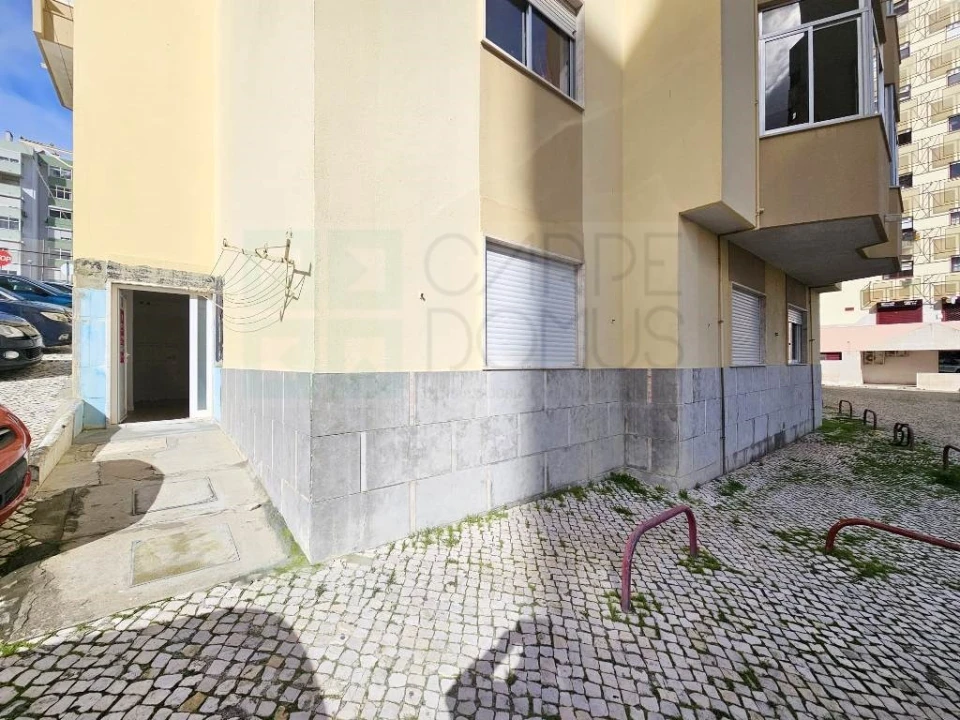 Apartamento T3 para Venda em Ramada e Caneças Foto 39