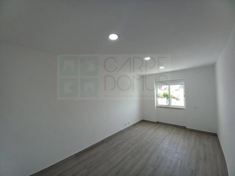 Apartamento T2 para Venda em Ericeira Foto 7