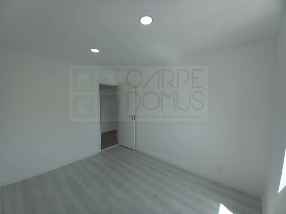 Apartamento T2 para Venda em Ericeira Foto 11