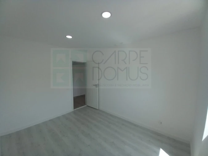 Apartamento T2 para Venda em Ericeira Foto 11