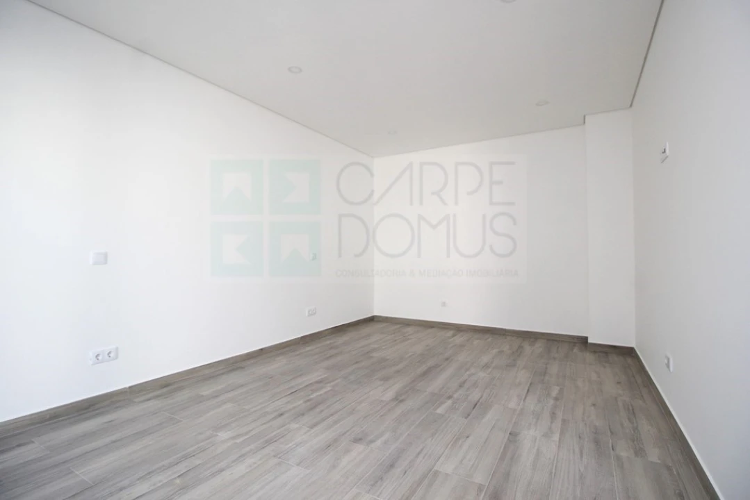 Moradia T3 para Venda em Tavira (Santa Maria e Santiago) Foto 9