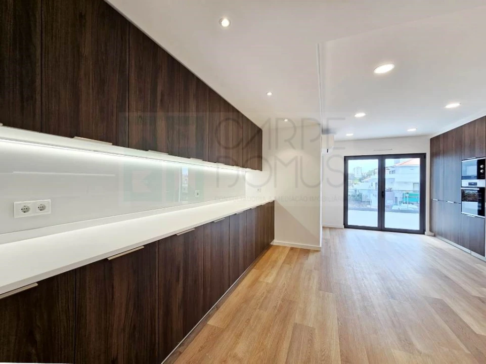 Apartamento T3 para Venda em Alcabideche Foto 27