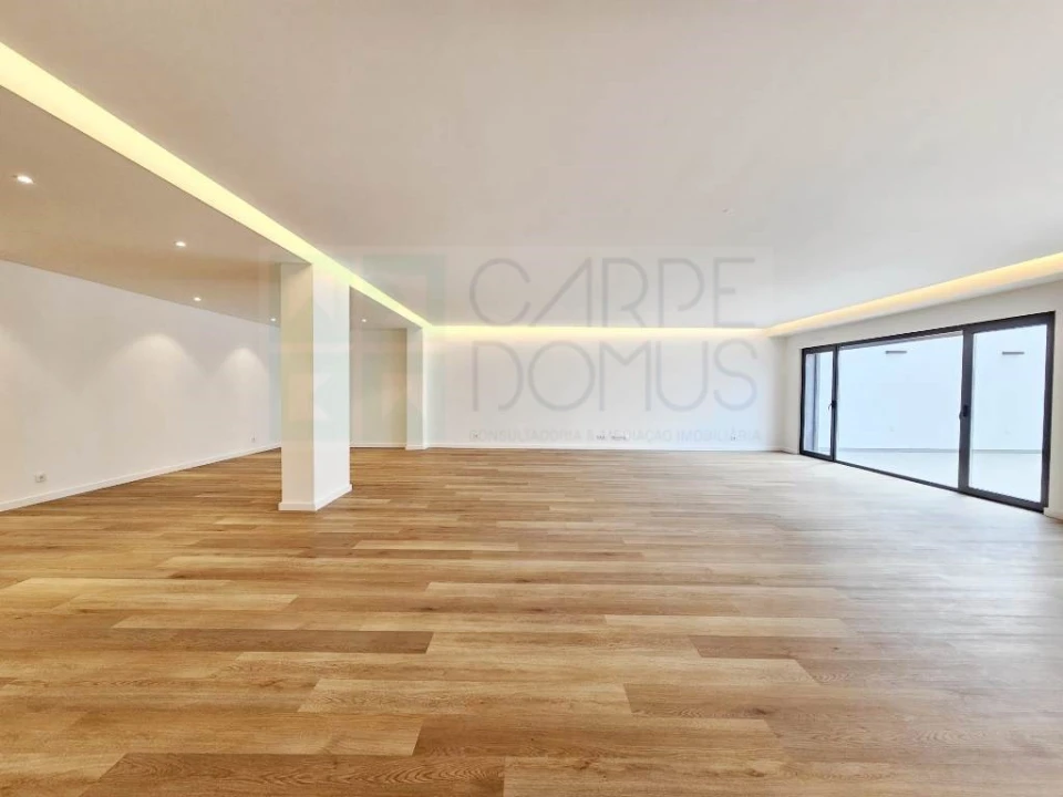 Apartamento T3 para Venda em Alcabideche Foto 11