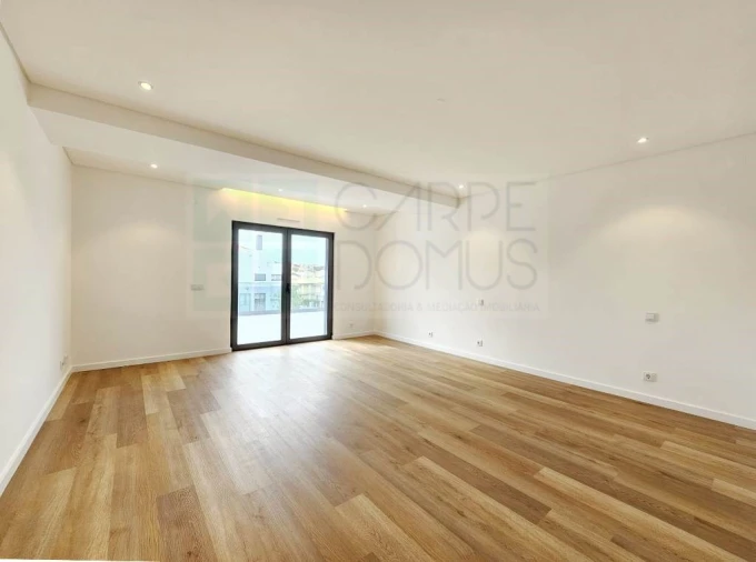 Apartamento T3 para Venda em Alcabideche Foto 48