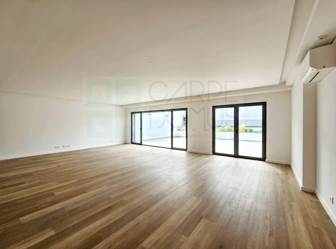 Apartamento T3 para Venda em Alcabideche Foto 13