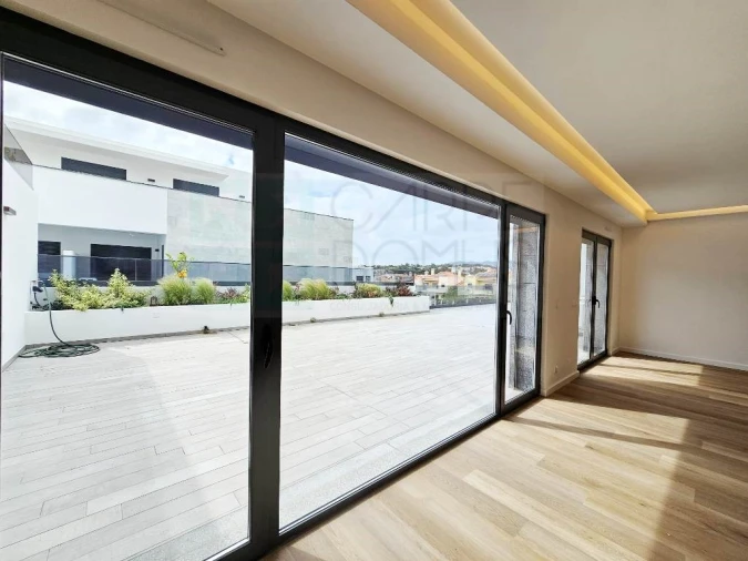 Apartamento T3 para Venda em Alcabideche Foto 18