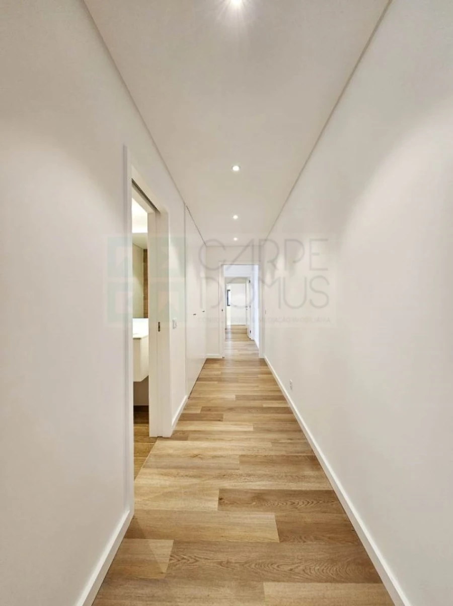 Apartamento T3 para Venda em Alcabideche Foto 36