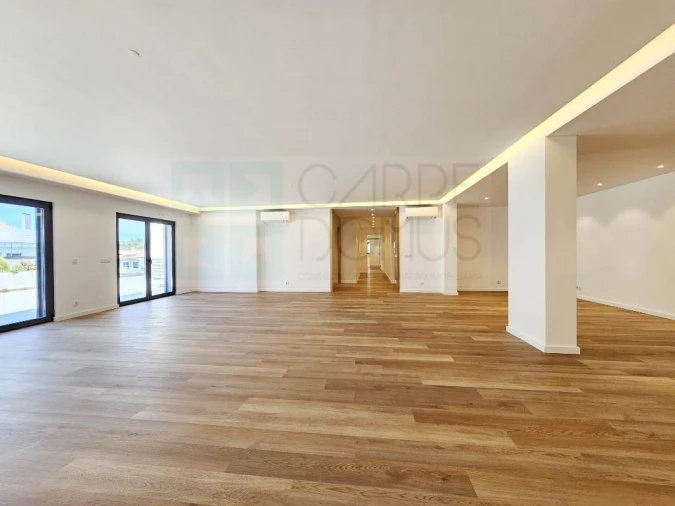 Apartamento T3 para Venda em Alcabideche Foto 5