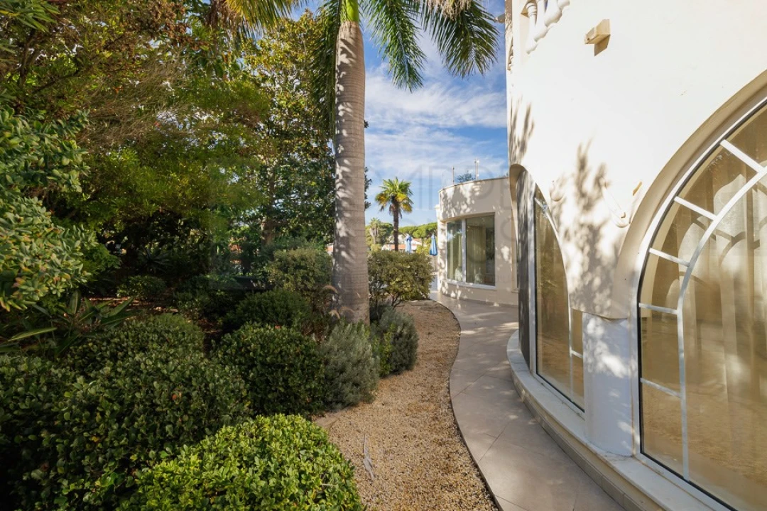 Moradia T4 para Venda em Almancil Foto 10