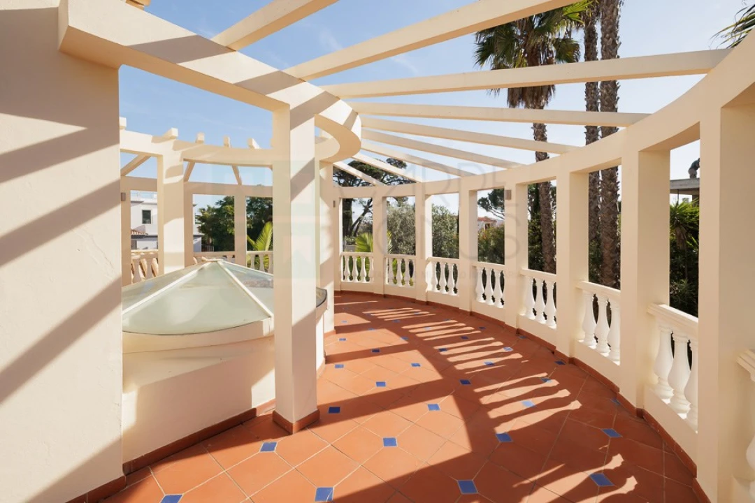 Moradia T4 para Venda em Almancil Foto 23