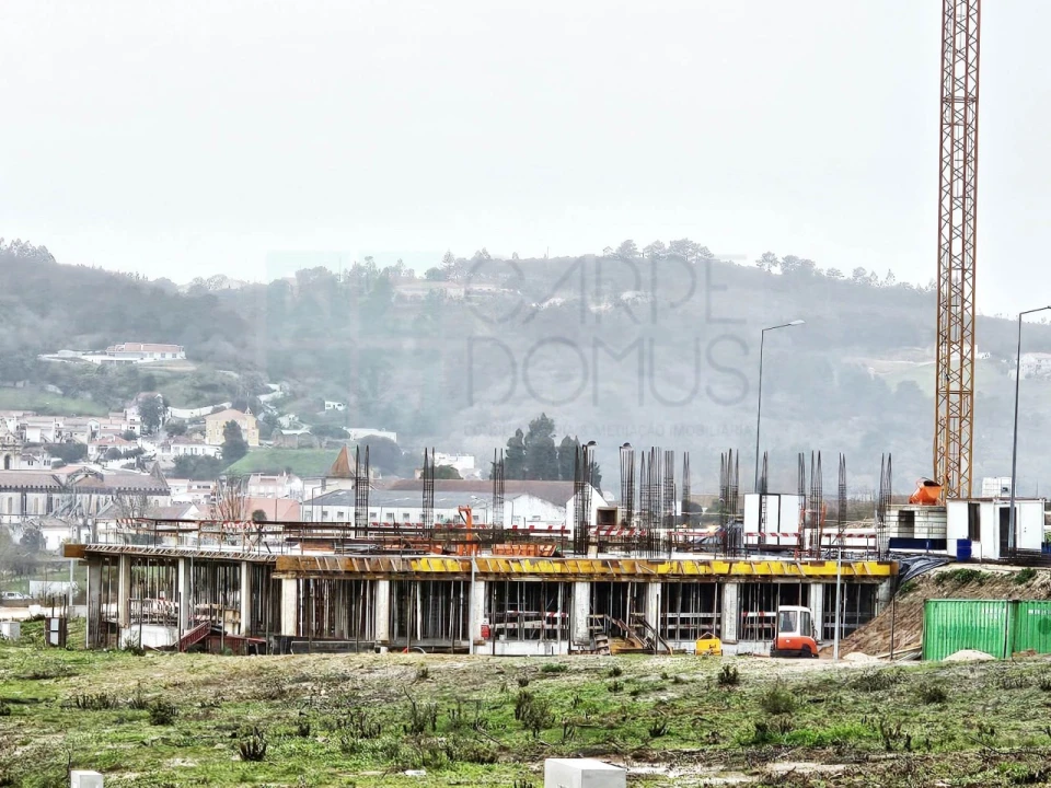 Apartamento T4 para Venda em Alcobaça e Vestiaria Foto 23