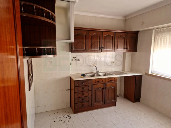 Apartamento T3 para Venda em Pontinha e Famões Foto 28