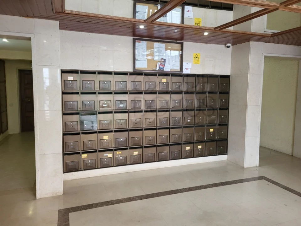 Apartamento T2 para Venda em Algueirão-Mem Martins Foto 5