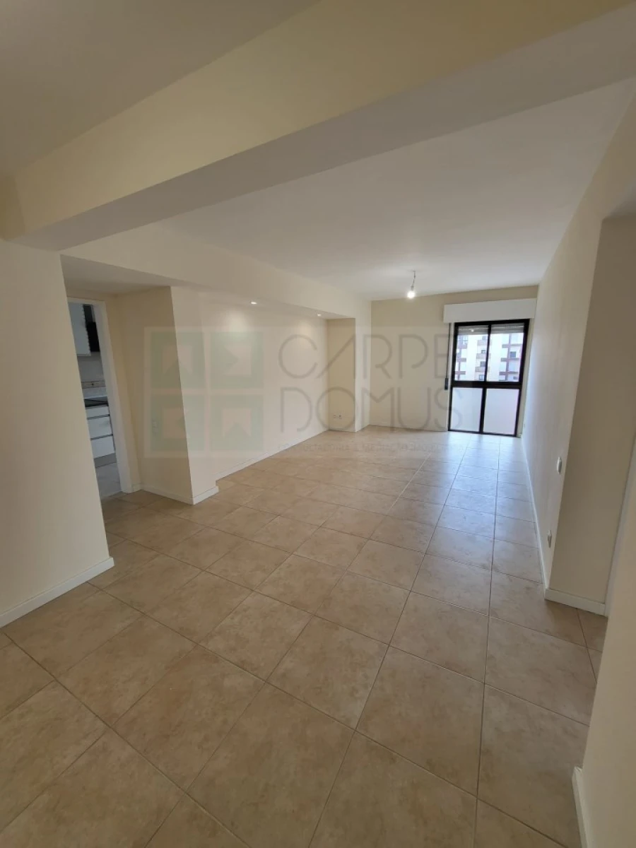 Apartamento T2 para Venda em Algueirão-Mem Martins Foto 18