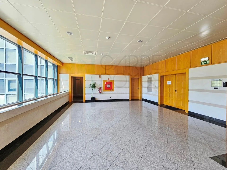 Escritório para Venda em Santa Maria e São Miguel, São Martinho, São Pedro Penaferrim Foto 41