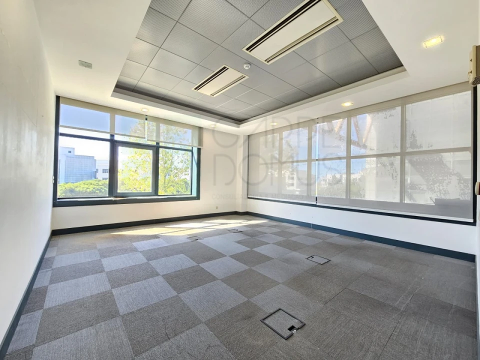 Escritório para Venda em Santa Maria e São Miguel, São Martinho, São Pedro Penaferrim Foto 47