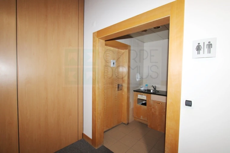 Escritório para Venda em Santa Maria e São Miguel, São Martinho, São Pedro Penaferrim Foto 24