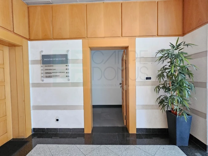 Escritório para Venda em Santa Maria e São Miguel, São Martinho, São Pedro Penaferrim Foto 42