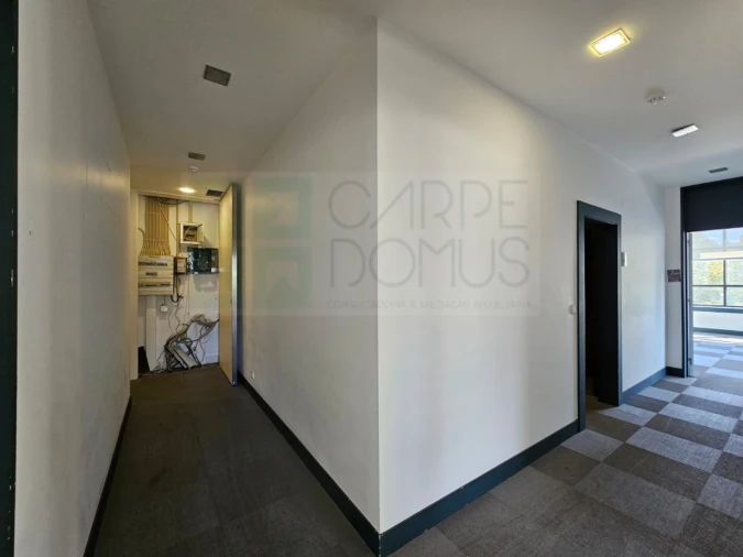 Escritório para Venda em Santa Maria e São Miguel, São Martinho, São Pedro Penaferrim Foto 54