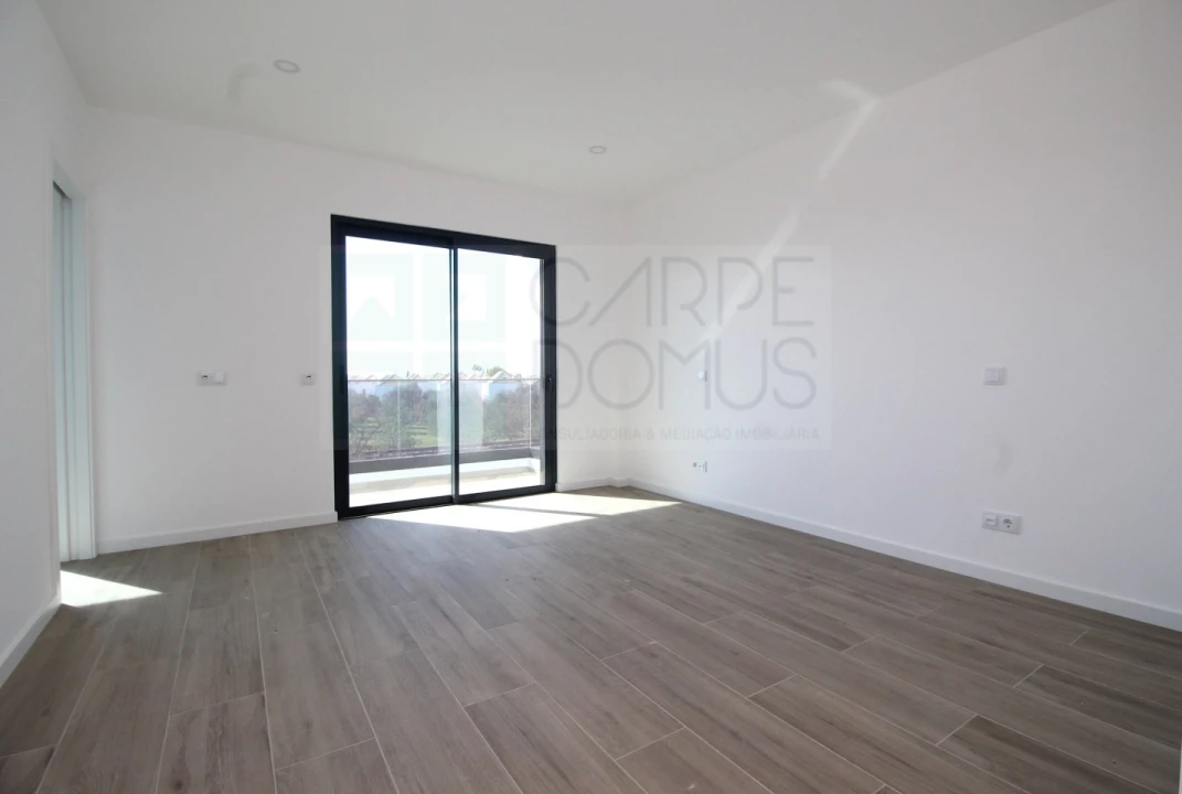 Moradia T4 para Venda em Tavira (Santa Maria e Santiago) Foto 12