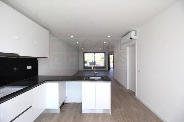 Moradia T4 para Venda em Tavira (Santa Maria e Santiago) Foto 6