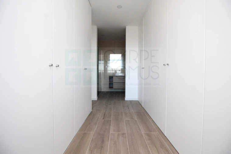 Moradia T4 para Venda em Tavira (Santa Maria e Santiago) Foto 17