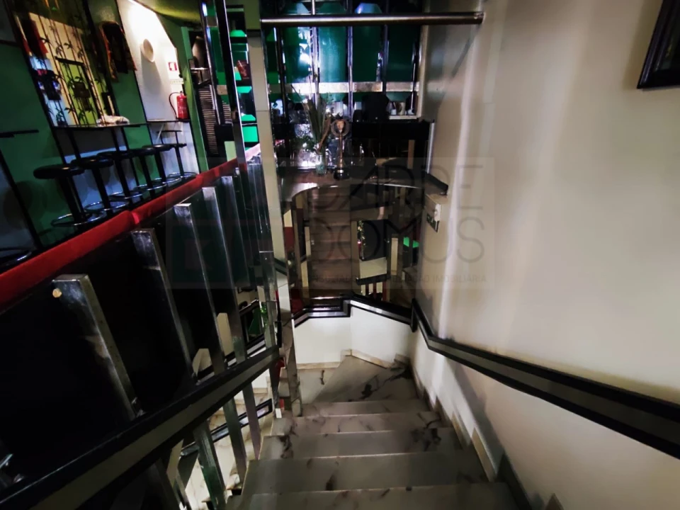 Loja para Venda em Santo António Foto 11