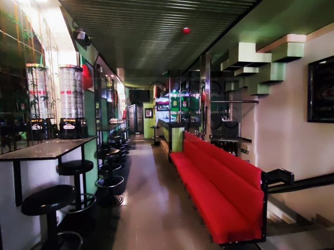 Loja para Venda em Santo António Foto 6