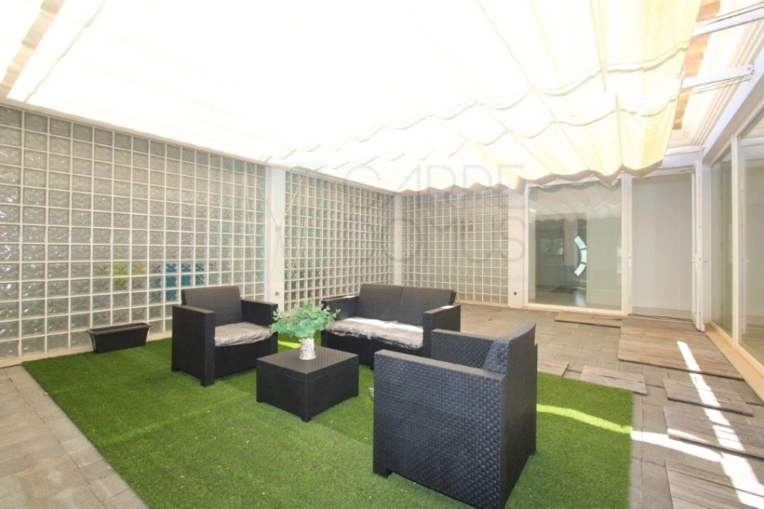 Moradia T4 para Venda em Quelfes Foto 17