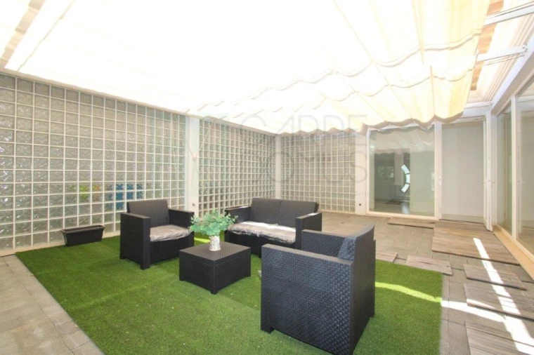 Moradia T4 para Venda em Quelfes Foto 17