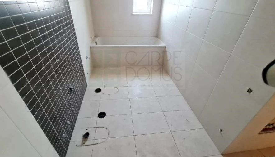 Moradia T4 para Venda em Valado dos Frades Foto 29