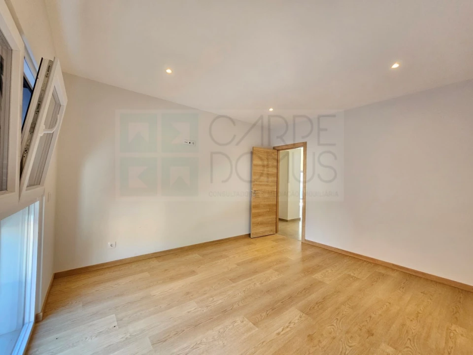 Moradia T4 para Venda em Alverca do Ribatejo e Sobralinho Foto 21