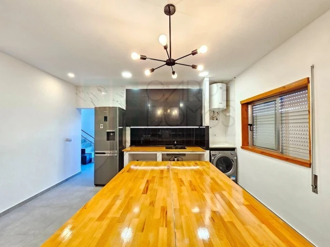 Moradia T4 para Venda em Lavos Foto 14