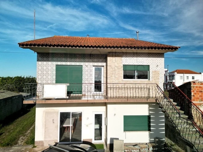 Moradia T4 para Venda em Lavos Foto 47