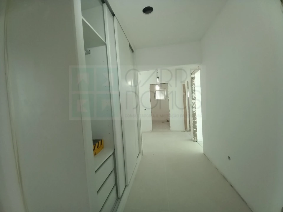 Apartamento T4 para Venda em Póvoa de Santa Iria e Forte da Casa Foto 2