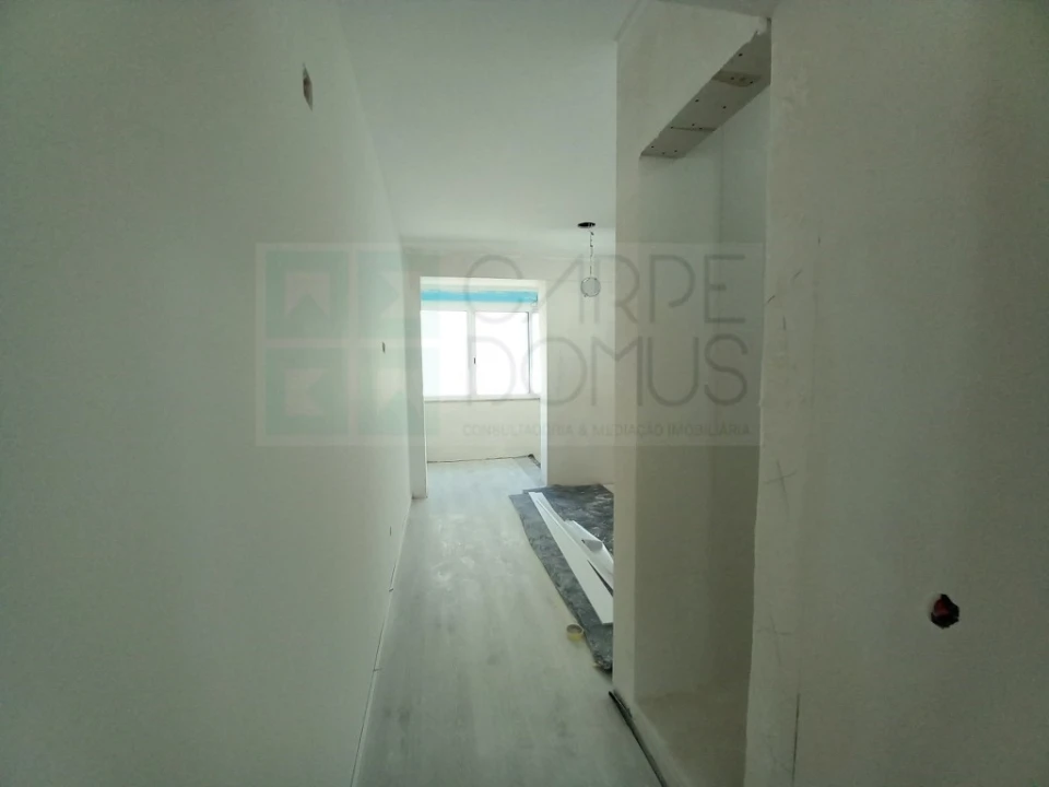 Apartamento T4 para Venda em Póvoa de Santa Iria e Forte da Casa Foto 16