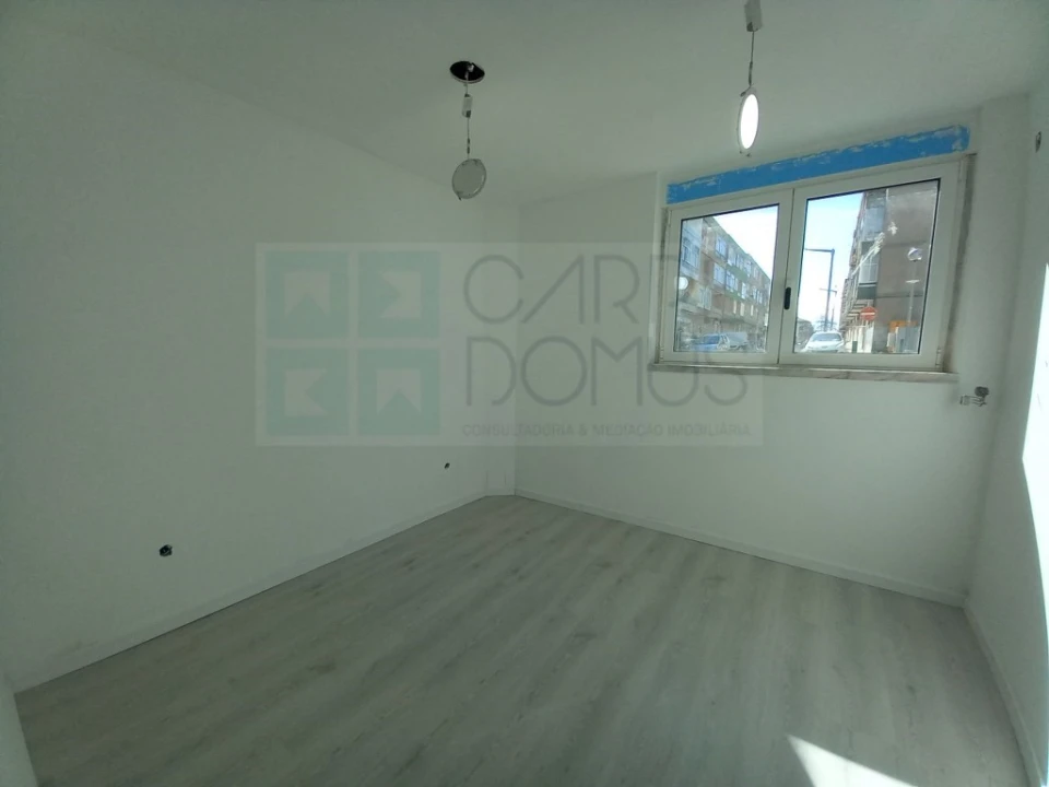 Apartamento T4 para Venda em Póvoa de Santa Iria e Forte da Casa Foto 26